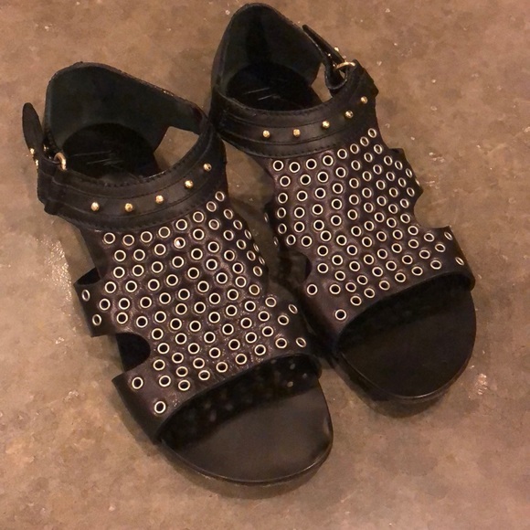 Giuseppe Zanotti Grommet Gladiator Sandals - Picture 2 of 5
